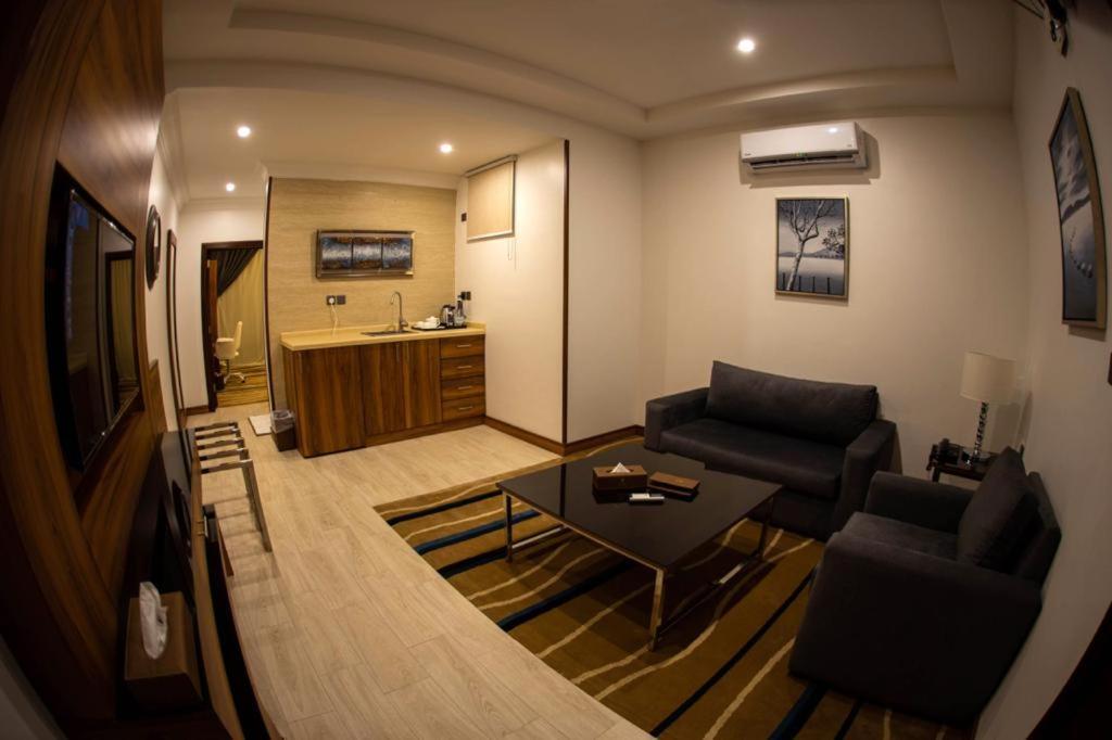 Awj Jazan Suites Hotels Luaran gambar